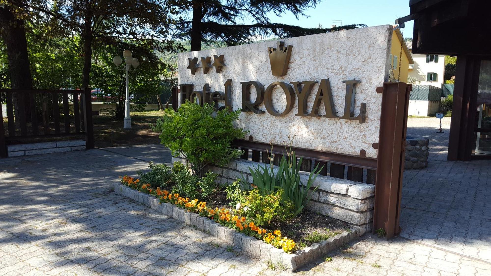 Royal Hotel